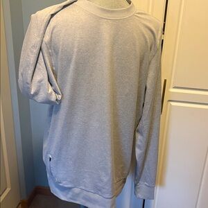 VUORI Ponto Performance Crew Gray Crewneck Pullover Baselayer Sz Large EUC